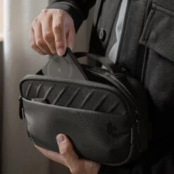 Voyage-T29 Accessory Pouch 19 Voyage-T29 Accessory Pouch -Tomtoc 10 027d74d9 5410 4d29 8f1e a5ad712820c0