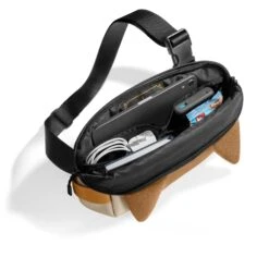 MHRS-T21 Palico Sling Bag -Tomtoc 10 2550cdbc d977 4dde 8b24 89a01da6a93d