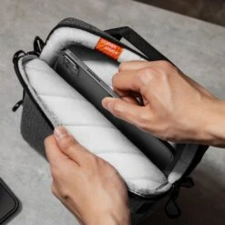 DefenderACE-B03 Tablet Shoulder Bag For 11-inch IPad Pro | Gray -Tomtoc 13 6e55cebe f880 456e b3f5 106fcb9103a4