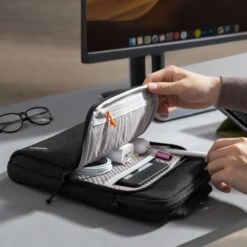 DefenderACE-B03 Tablet Shoulder Bag For 12.9'' IPad Pro M1/M2 -Tomtoc 13 7e44ade1 3e21 4f20 bfff 74d40cff0cb4