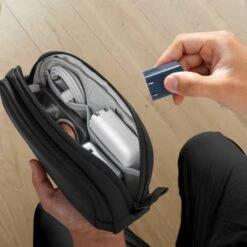 Light-T12 Electronic Accessory Pouch M 25 Light-T12 Electronic Accessory Pouch M -Tomtoc 7 1d50f3a2 4c46 453e a65d d965bb29d2f5