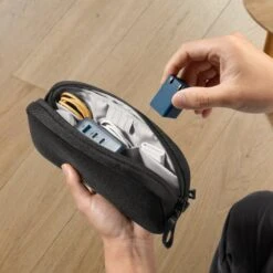 Light-T12 Electronic Accessory Pouch S 31 Light-T12 Electronic Accessory Pouch S -Tomtoc 8 ad61a677 0577 4170 bb4c c5b27b558f08 1